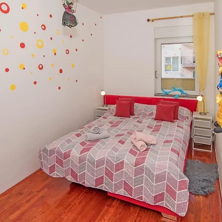 Malu Apartmán