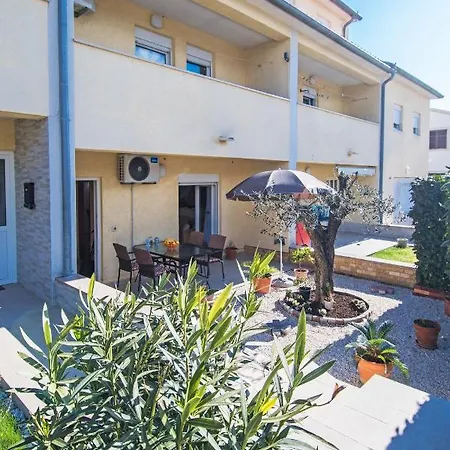 Malu Apartment *